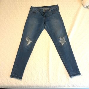 Stitch Fix Prosperity Lena Super Skinny Released Hem Jean Size 30 / Size 10